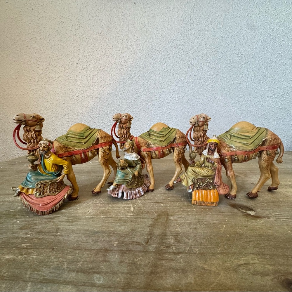 Fontanini Vintage Magi Wisemen Kings on Camels 6.5” Nativity - Picture 9 of 9